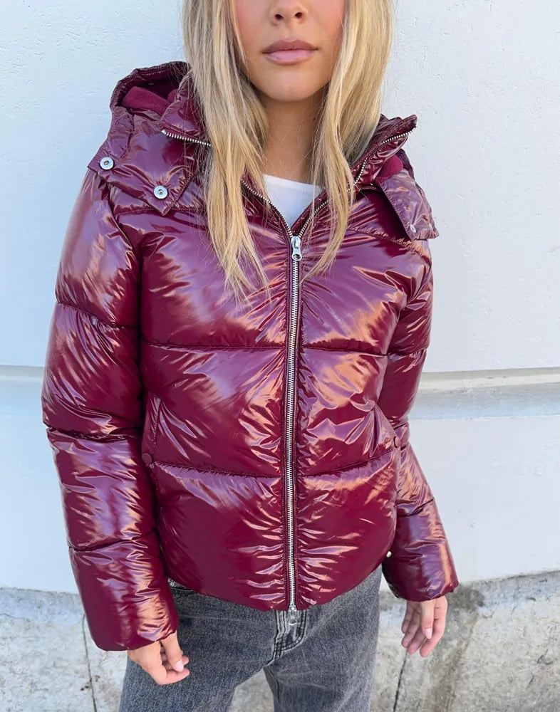 Balmea ⎹ Lumina Puffer